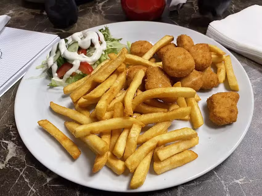 Adems Stenovn Pizza & Grill