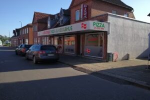 Agerb&aelig;k Pizza Og Kebab