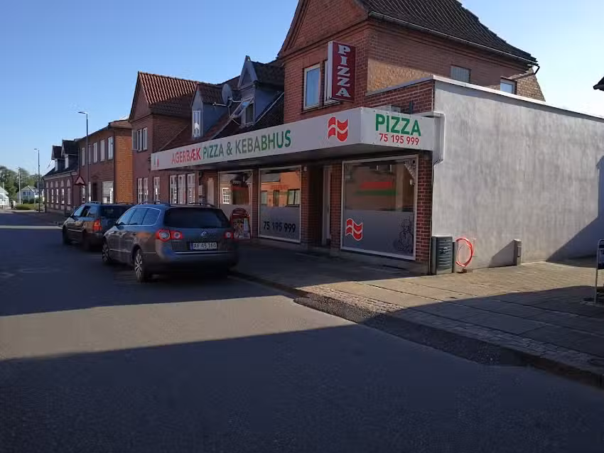 Agerb&aelig;k Pizza Og Kebab