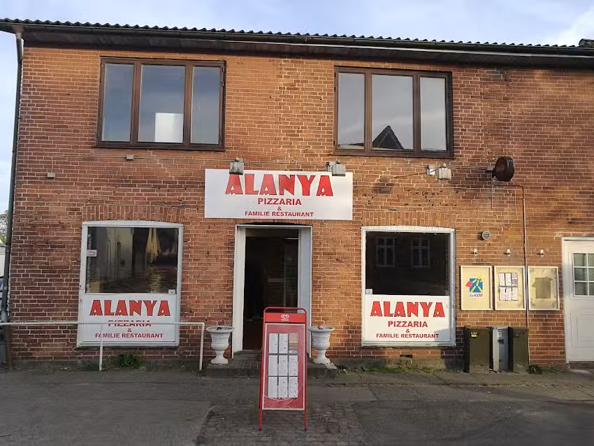 Alanya Pizza & Familie Restaurant