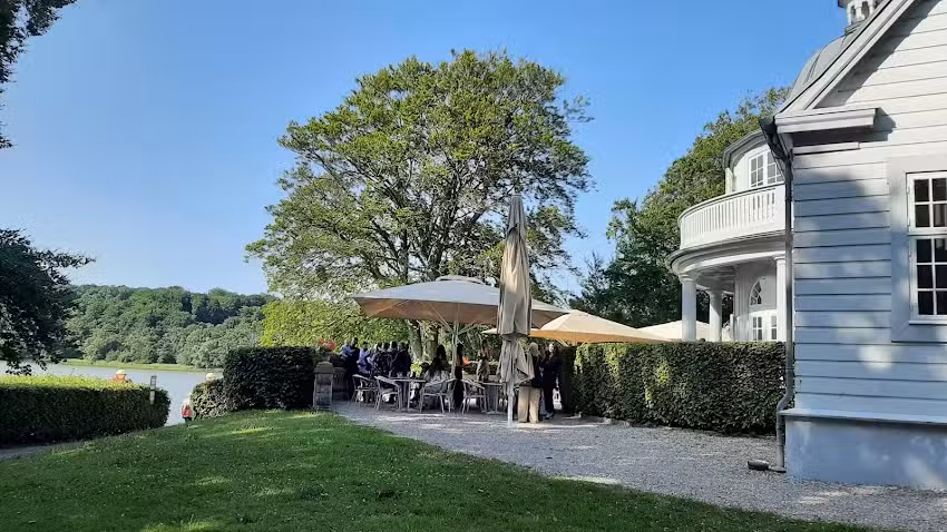 Aldershvile Slotspavillon