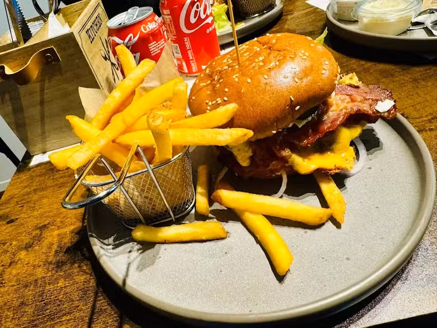 Benny&rsquo;s Burger