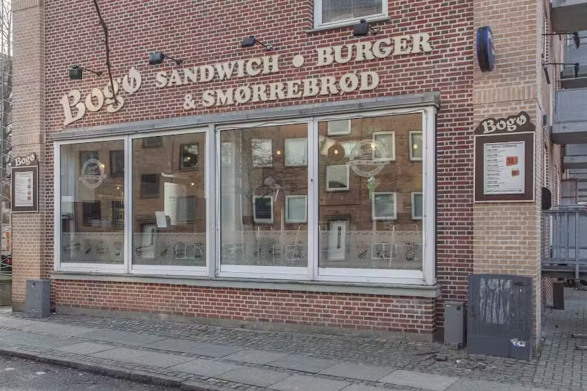 Bog&oslash; Sandwich &ndash; Bog&oslash;gade 2