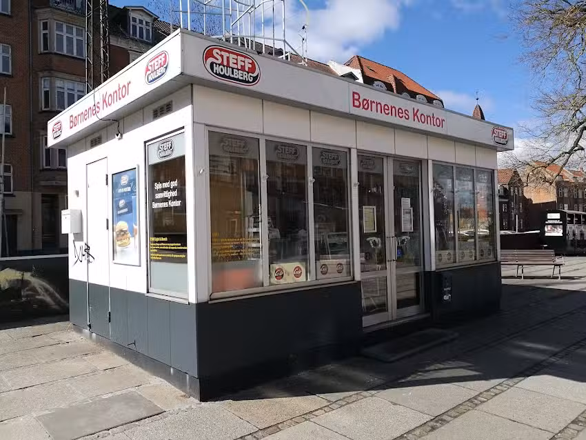 B&oslash;rnenes Kontor R&aring;dhuspladsen