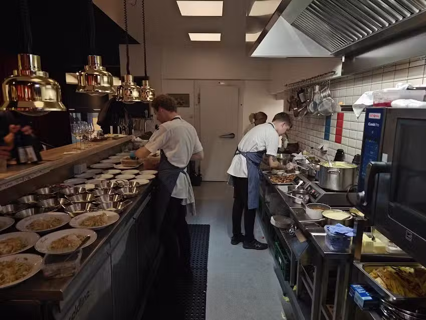 Bouchon Vin- og Madbar