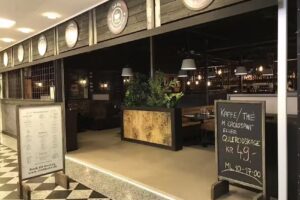 Cafe 1104 Cafe & Restaurant