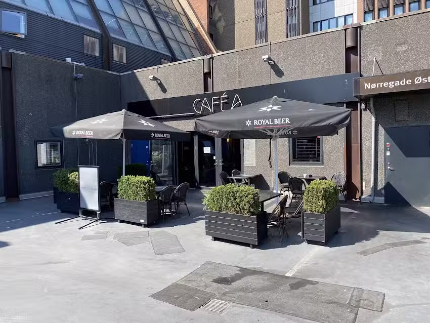 Cafe A &ndash; Ish&oslash;j