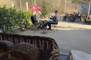 Caf&eacute; After Trail