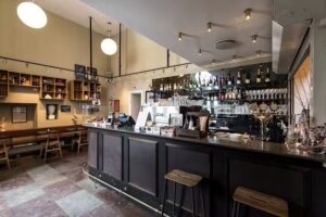 Caf&eacute; August B