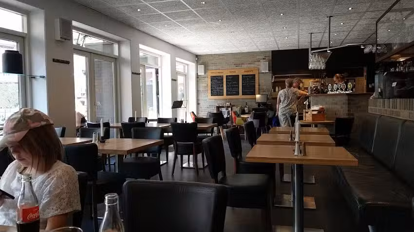 Caf&eacute; Baghuset