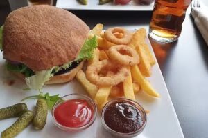 Caf&eacute; Best Friend