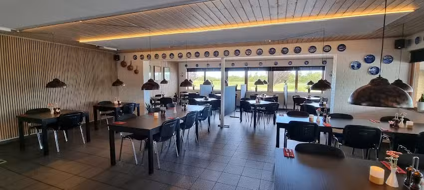 Caf&eacute; Bondestuen