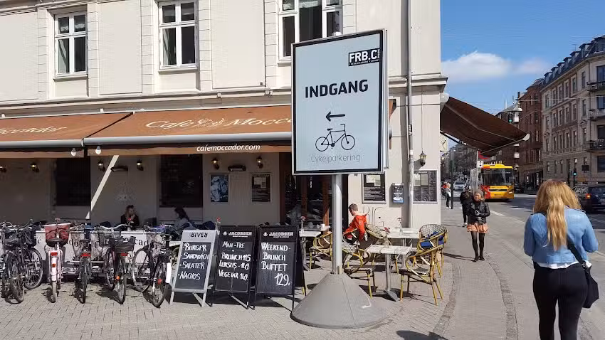 Caf&eacute; Moccador