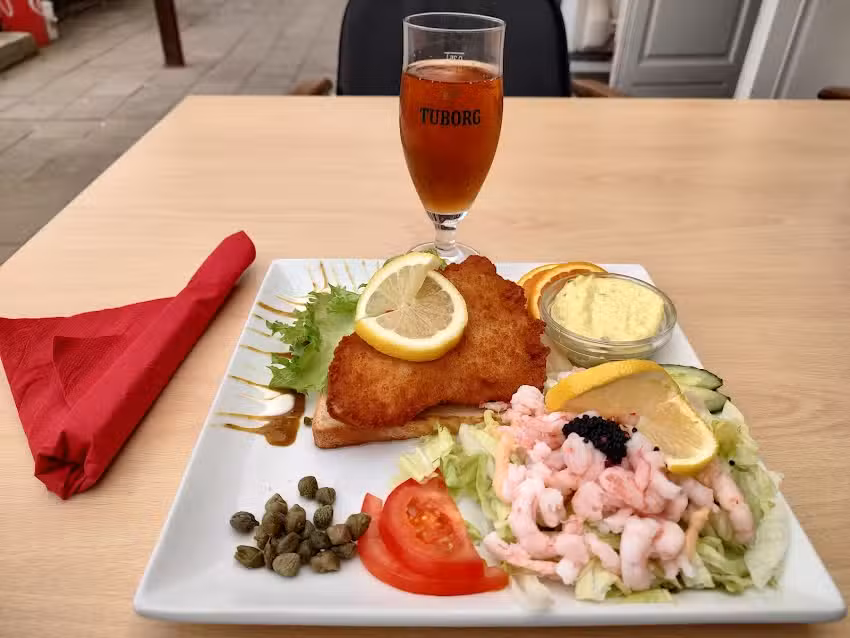 Caf&eacute; & restaurant Adele