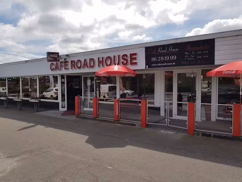Cafe Road House