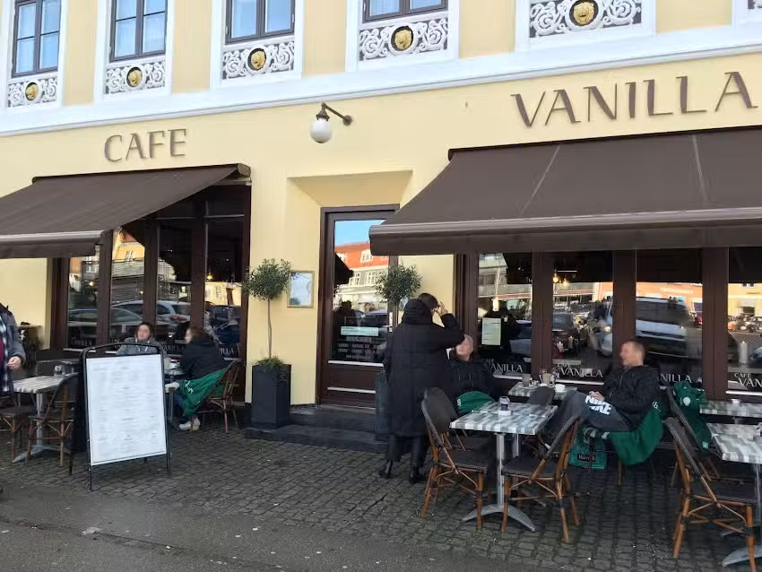 Caf&eacute; Vanilla