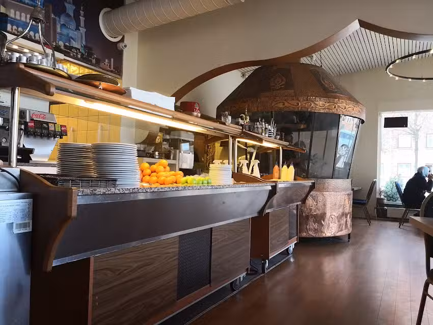 Caracalla caf&eacute; restaurant