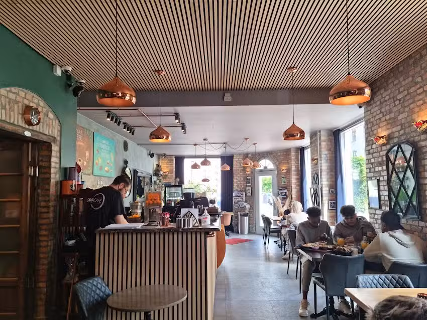 Cava Caf&eacute; &ndash; Brunch