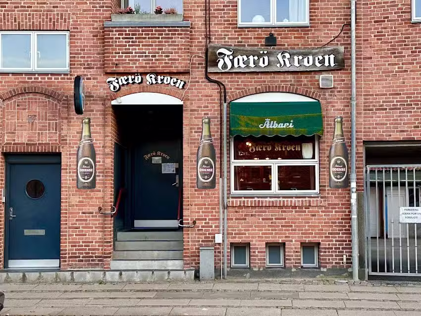 F&aelig;r&oslash;-kroen/v Premovil A/S