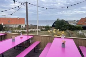 Flamingo Food & Tacky Tiki Bar