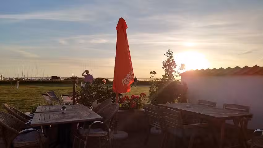 Focaccia &lsquo;n&rsquo; Tonic