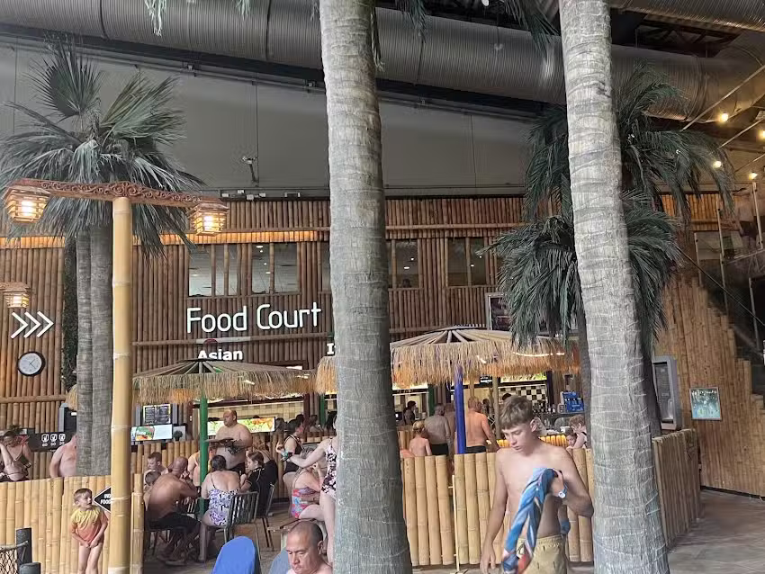 Food Court Aquadome