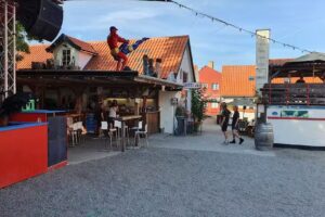 G&aelig;stgiveren ApS