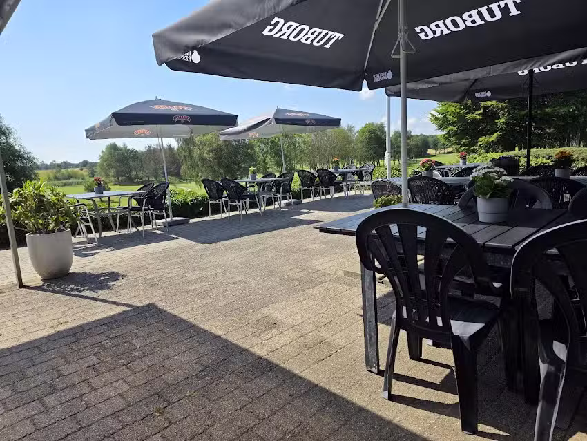 Golfcaf&eacute;en Grenaa ApS