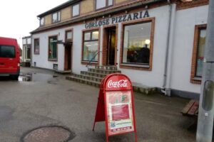 G&oslash;rl&oslash;se Pizzeria og grillbar