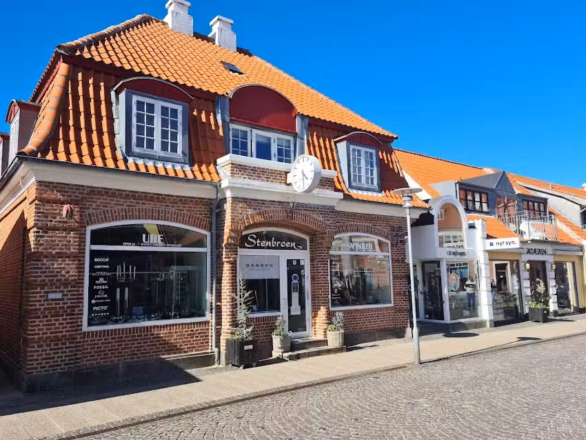 Green&acute;s Est. 2009