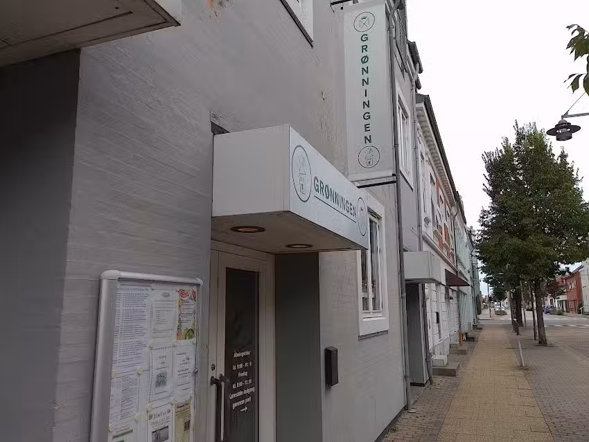 Gr&oslash;nningens Caf&eacute;