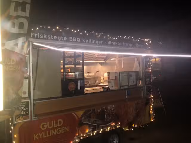 Guldkyllingen &Aring;byh&oslash;j