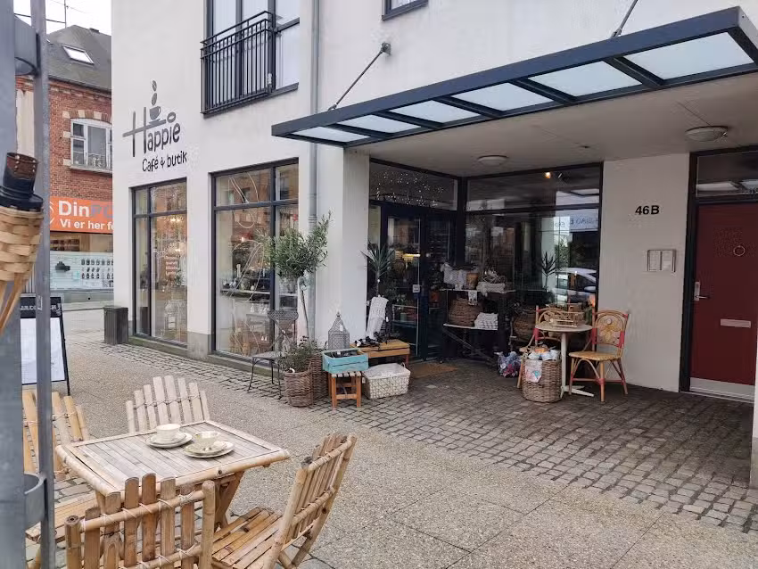 Happie &ndash; Cafe og butik
