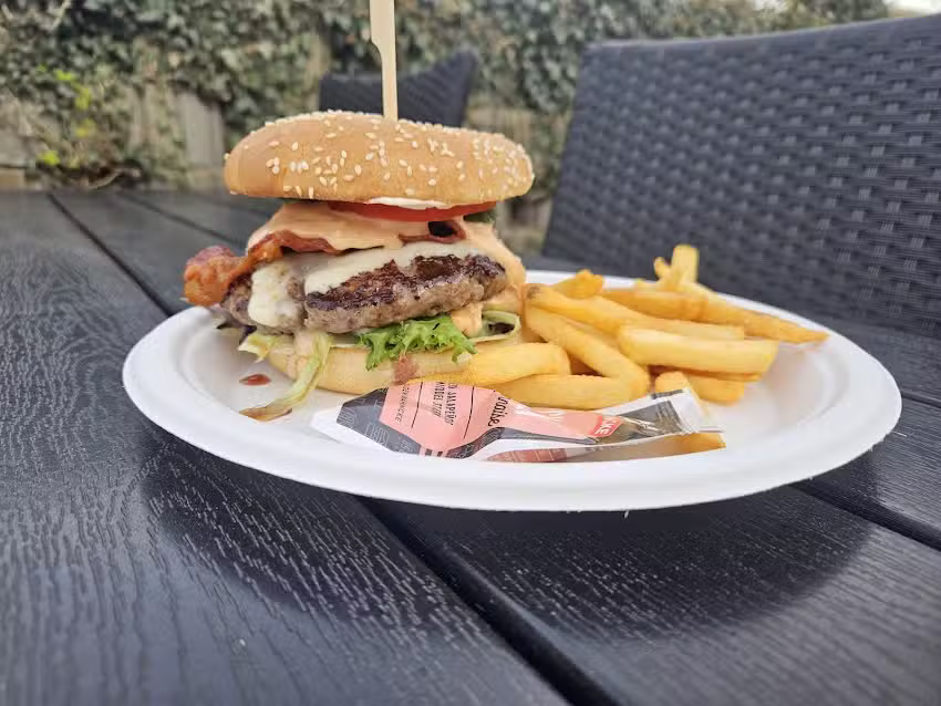 Havns&oslash; Havnegrill og Ishus