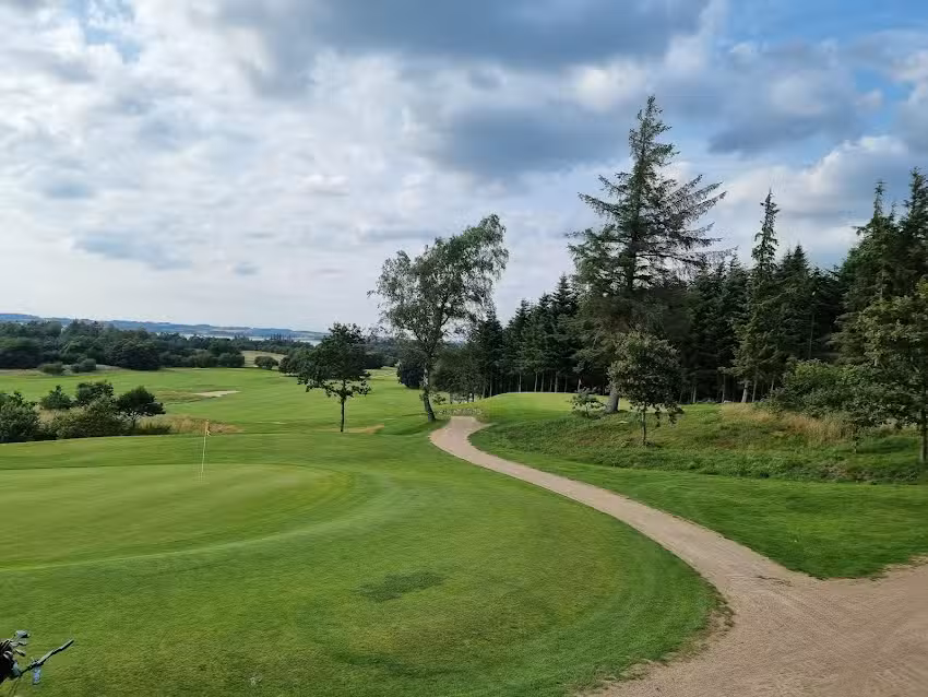 Hjarb&aelig;k Fjord Golfcenter