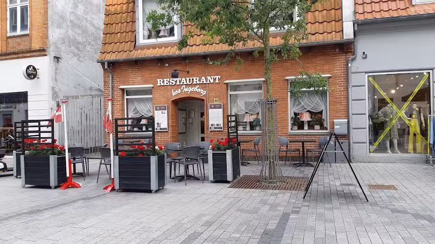 Hos Ingeborg v/Jan Sinnbeck