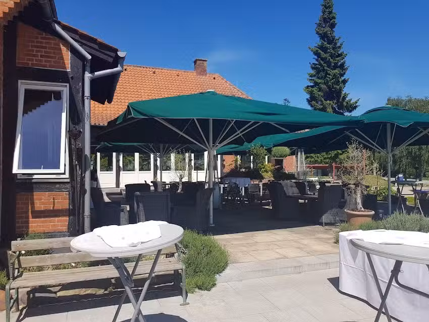 Hotel- Og Restaurant…