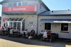 Iscafeen Hvide Sande