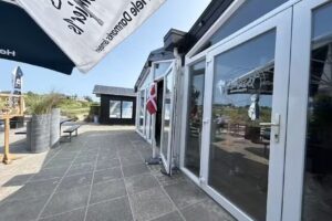 Ishuset ved Vesterhavet &ndash; Gr&oslash;nh&oslash;j Strand