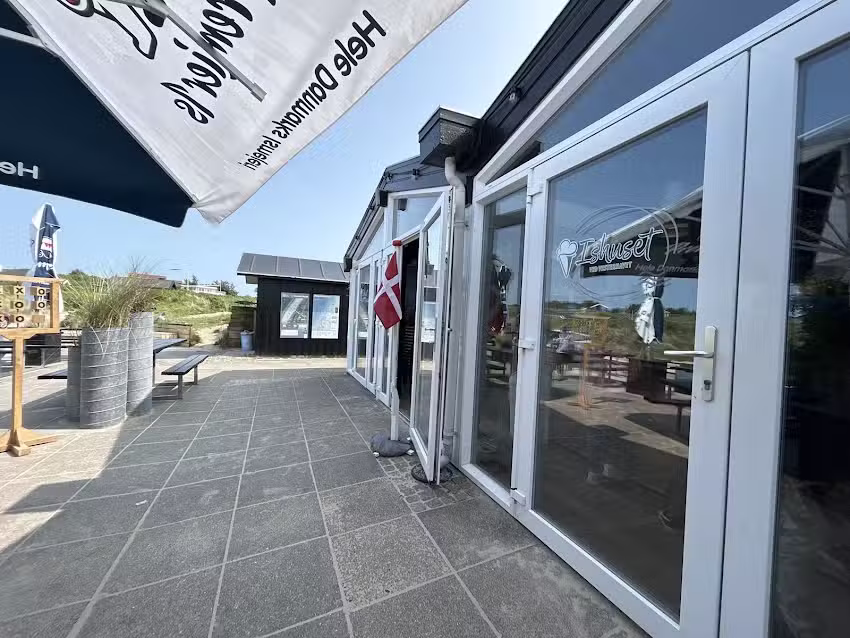 Ishuset ved Vesterhavet &ndash; Gr&oslash;nh&oslash;j Strand