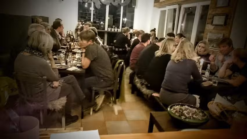 K&aelig;ft &ndash; Caf&eacute; og spiseri