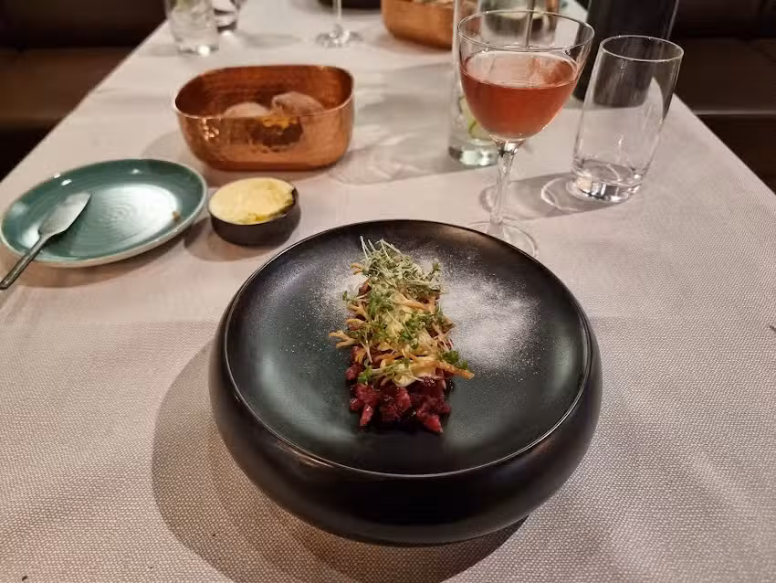 Karikatur Restaurant og Bar i S&oslash;nderborg