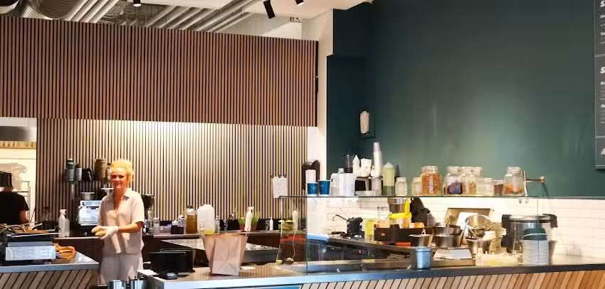 Kcal x Cooper&rsquo;s