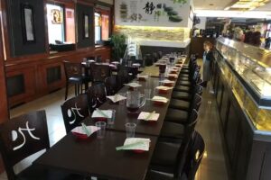 King Running Sushi & Wok