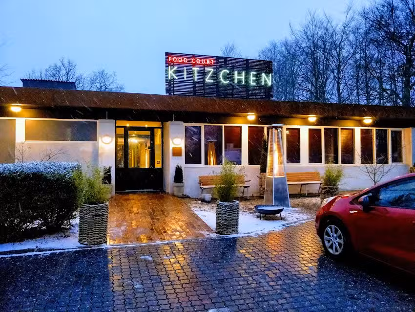 Kitzchen Food Court restaurant, Mikrobryggeri, Gastrogrill & Isbar