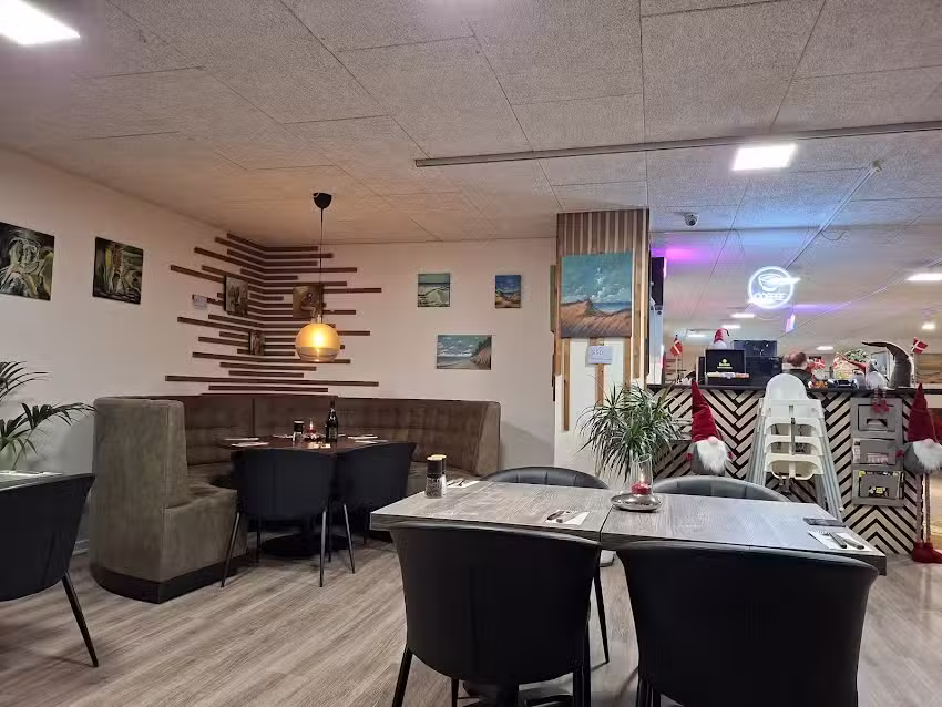 La Vida&rsquo;s Caf&eacute; Pizza & Steakhouse