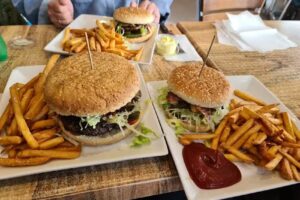 Landevejsgrillen fuglebjerg