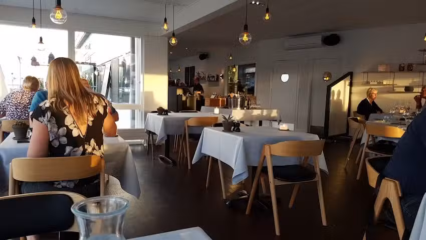 Lille K by Grantland