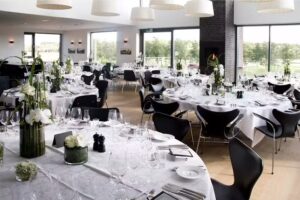 L&uuml;bker Brasserie // Restaurant