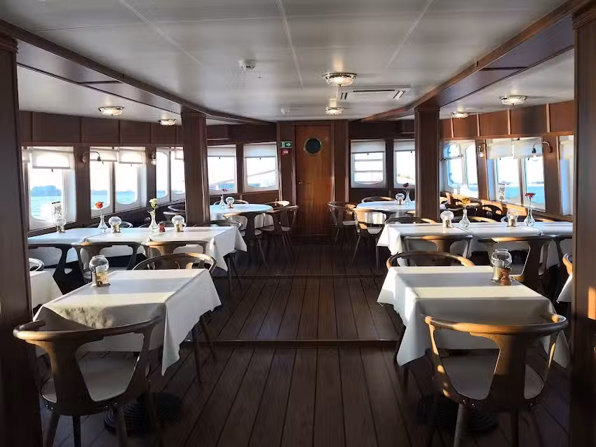 M/S Sagafjord &ndash; Restaurant Roskilde